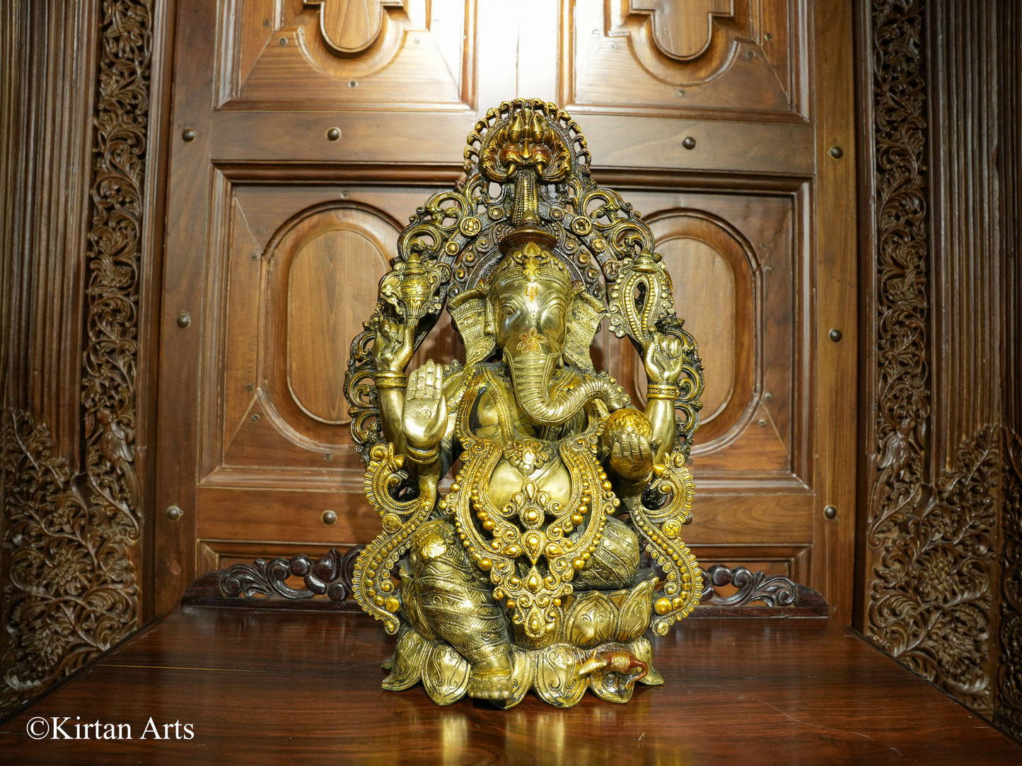 Brass Ganesha Triple Colour Tone Finish 24"