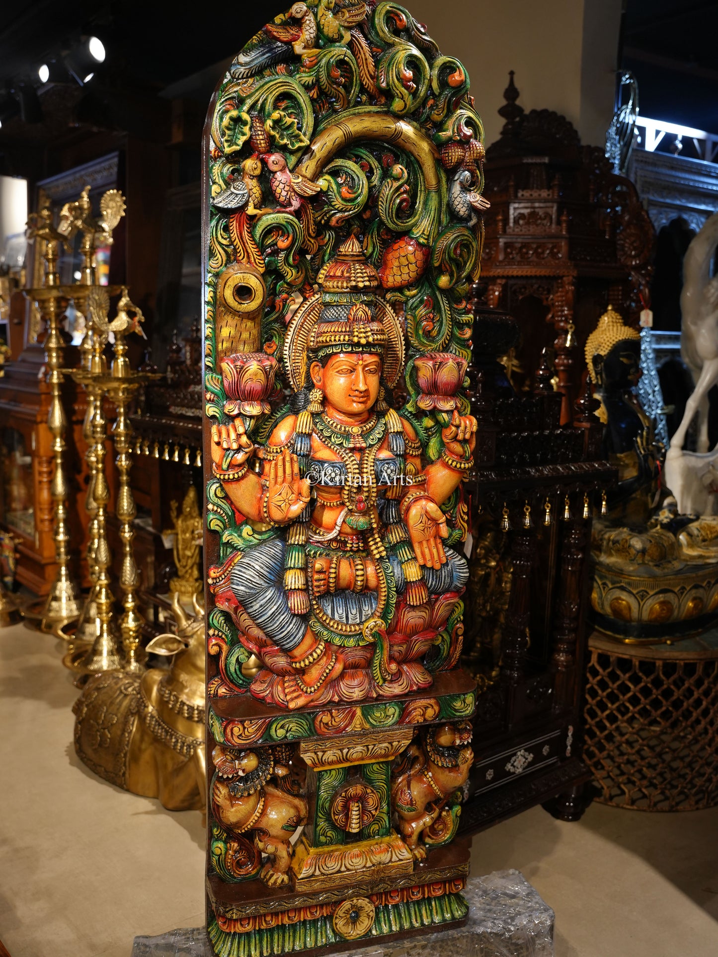 Wooden Goddess Lakshmi | 5ft | Handcarved
