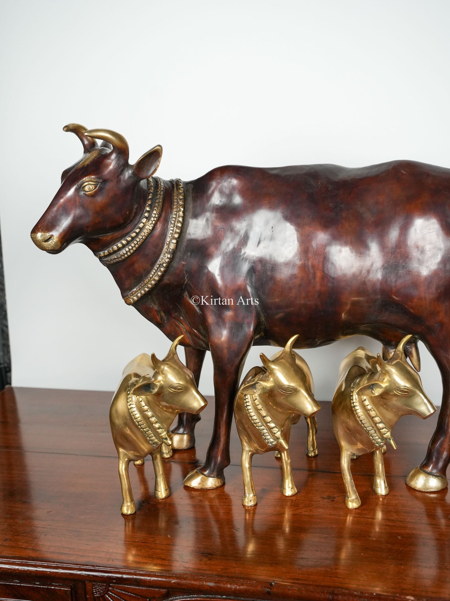 Brass Large Cow (Gomatha) With Three Calves | Dual Tone Finish | 28"