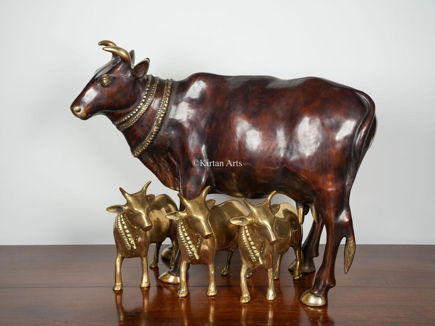 Brass Large Cow (Gomatha) With Three Calves | Dual Tone Finish | 28"