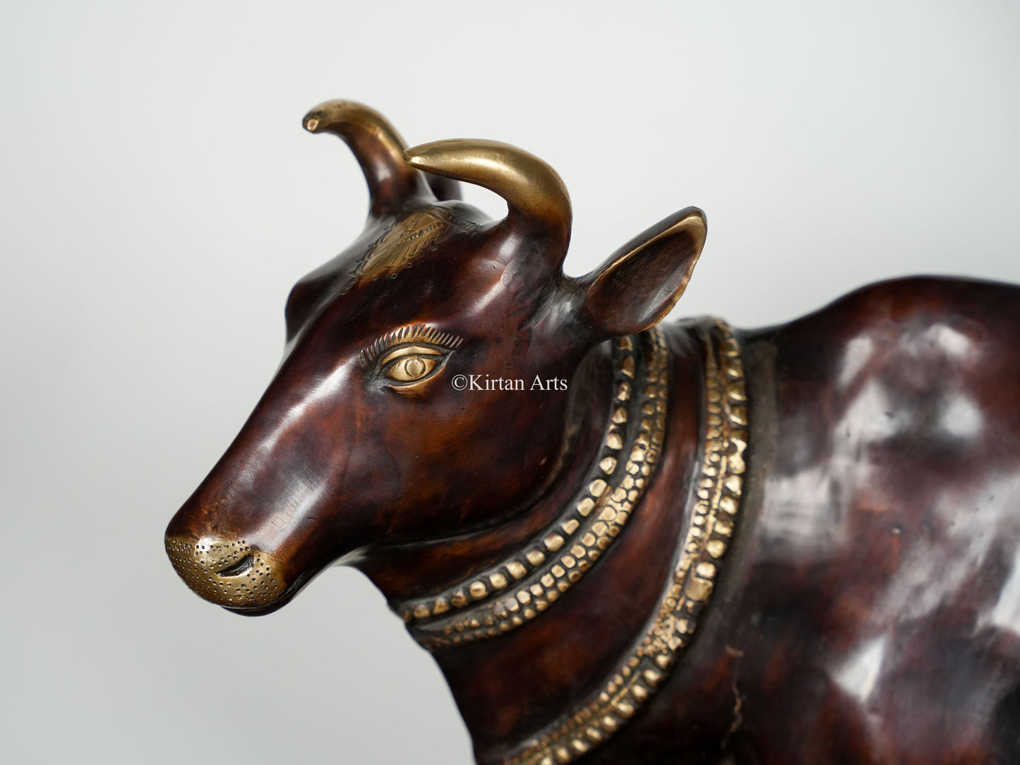 Brass Large Cow (Gomatha) With Three Calves | Dual Tone Finish | 28"