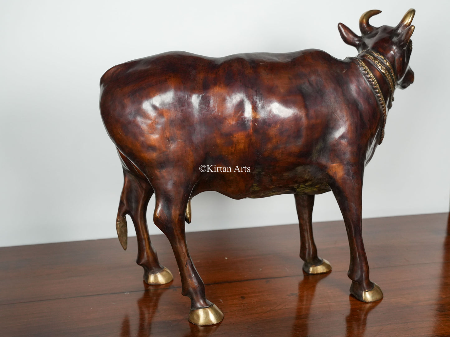 Brass Large Cow (Gomatha) With Three Calves | Dual Tone Finish | 28"