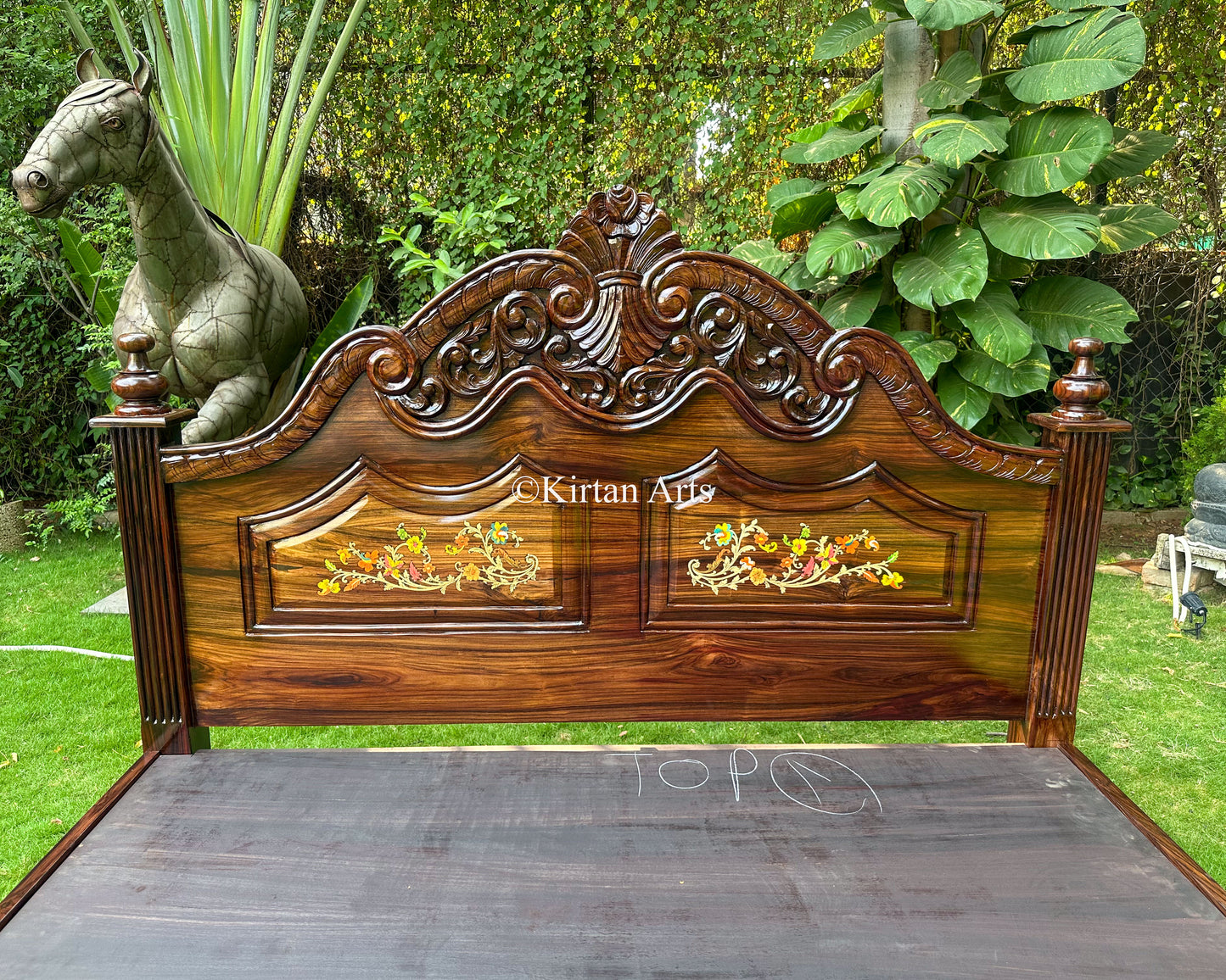 Hand Carved Rosewood King Bed | Floral Inlay Work | 6.6x6 ft