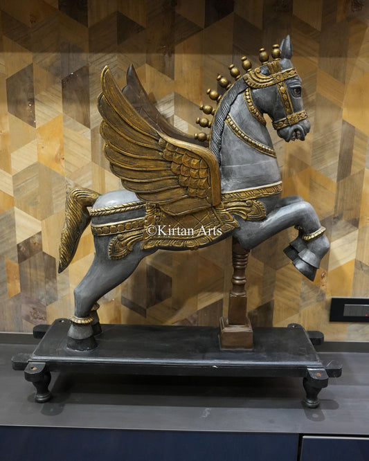 Wooden Flying Horse | 41"