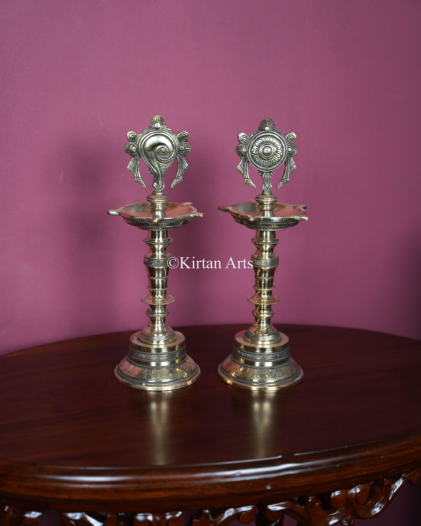 Premium Solid Brass Shankh and Chakra Standing Lamp Pair – 12-Inch Traditional Kuthu Vilakku Set with Sacred Vaishnava Crests