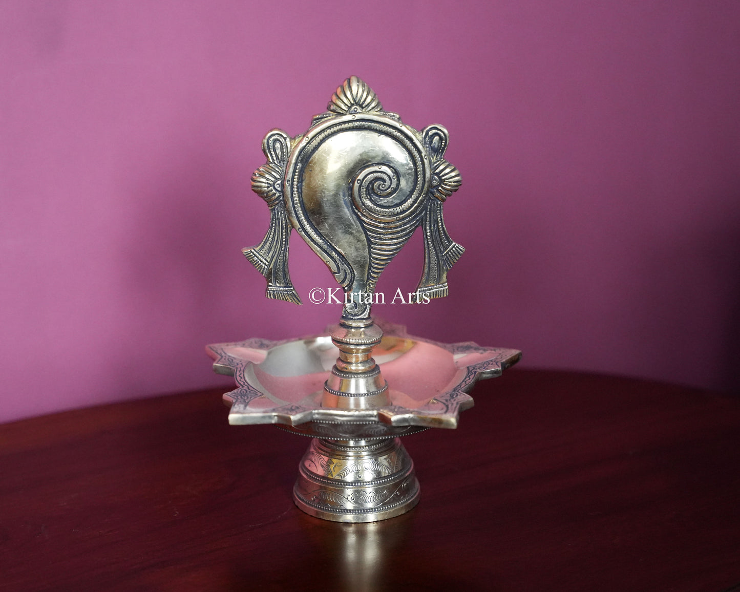 Premium Heavy Solid Brass Shankh &amp; Chakra Standing Lamp Pair – 10-Inch Traditional Tabletop Brass Diya Set with Sacred Vaishnava Motifs and Compact Pedestal Bases