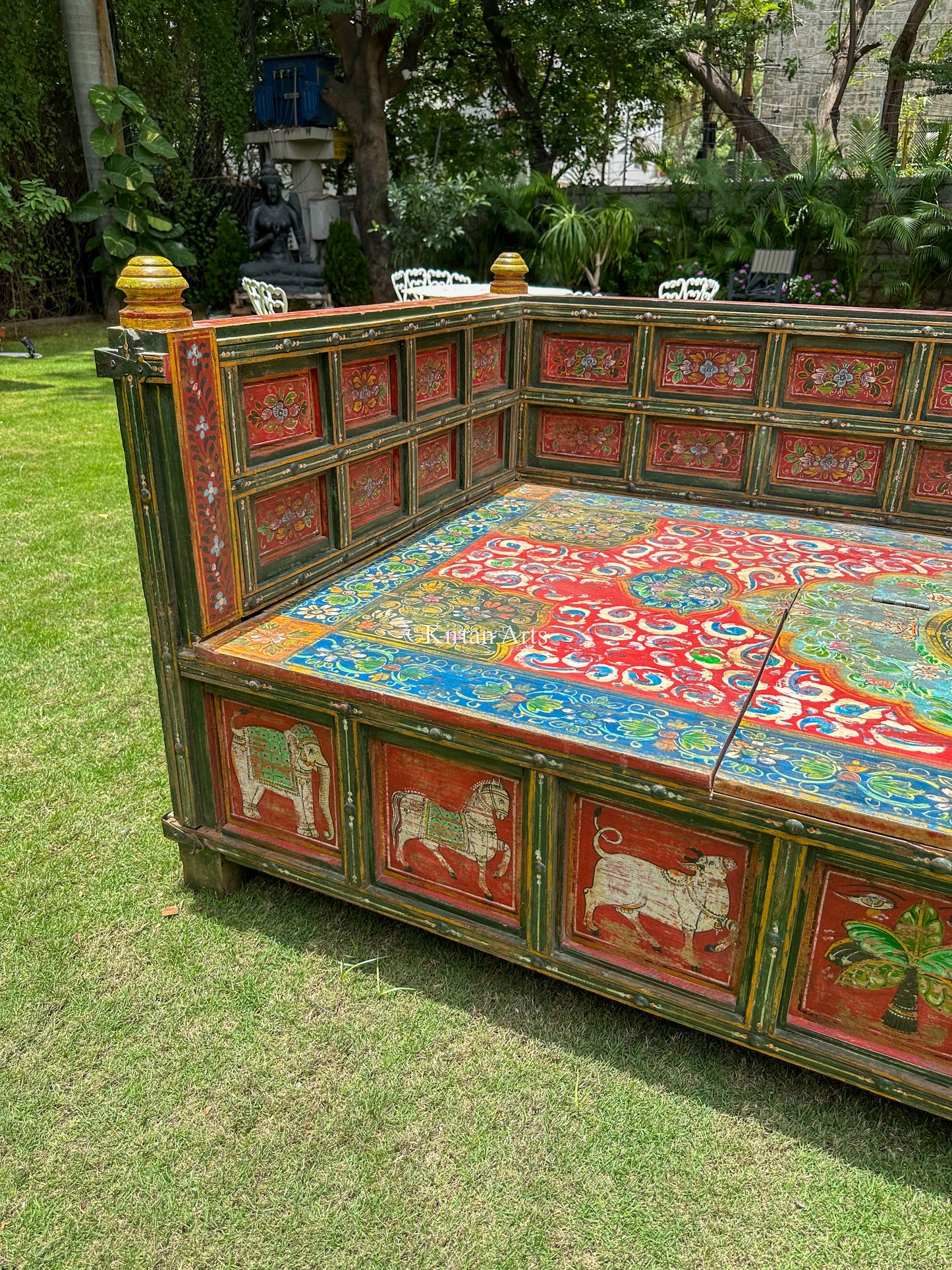 Painted Wooden Diwan | Distress Finish | 7ft