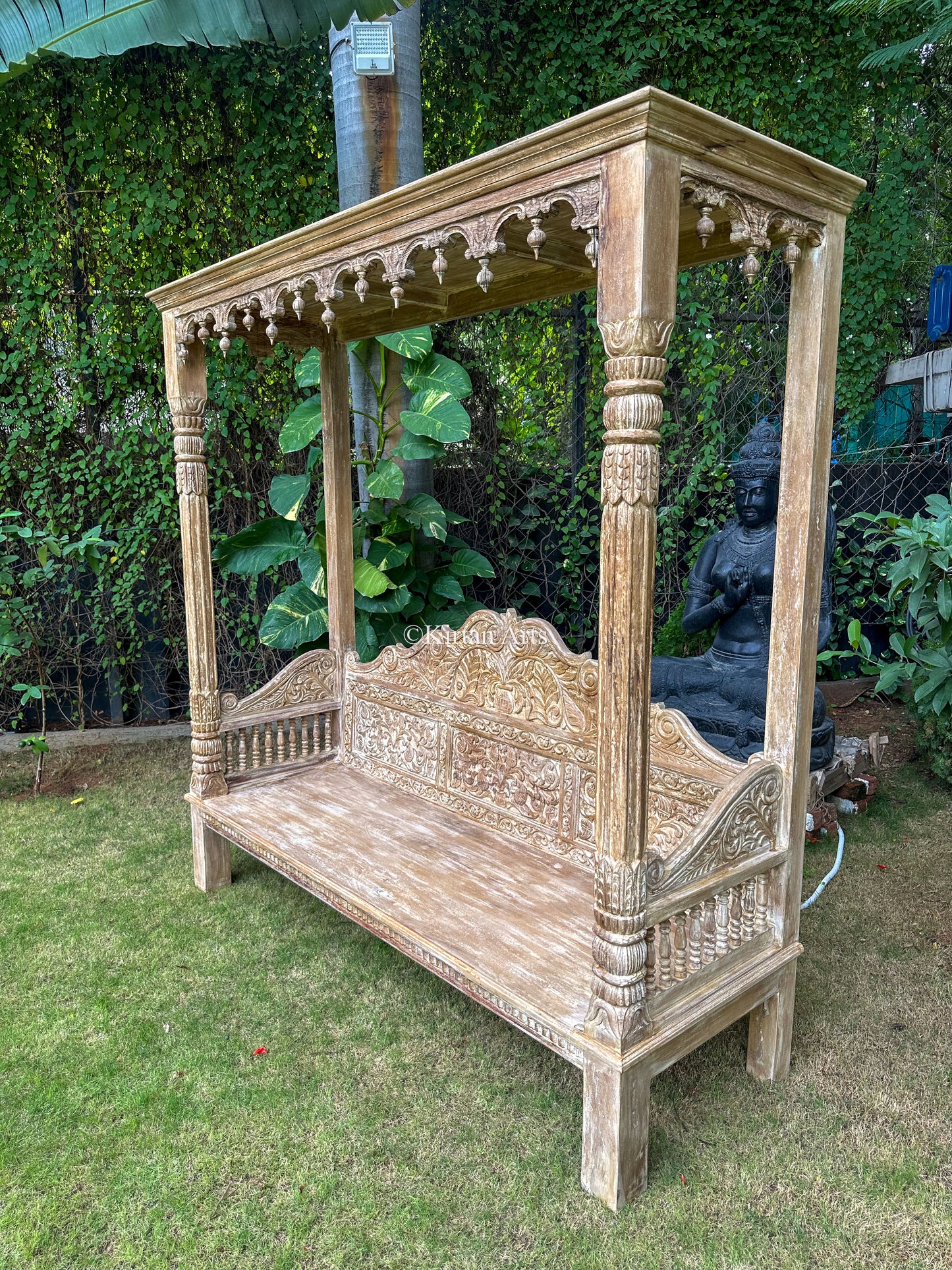 Wooden Day Bed | Distress Finish | 7x7 ft
