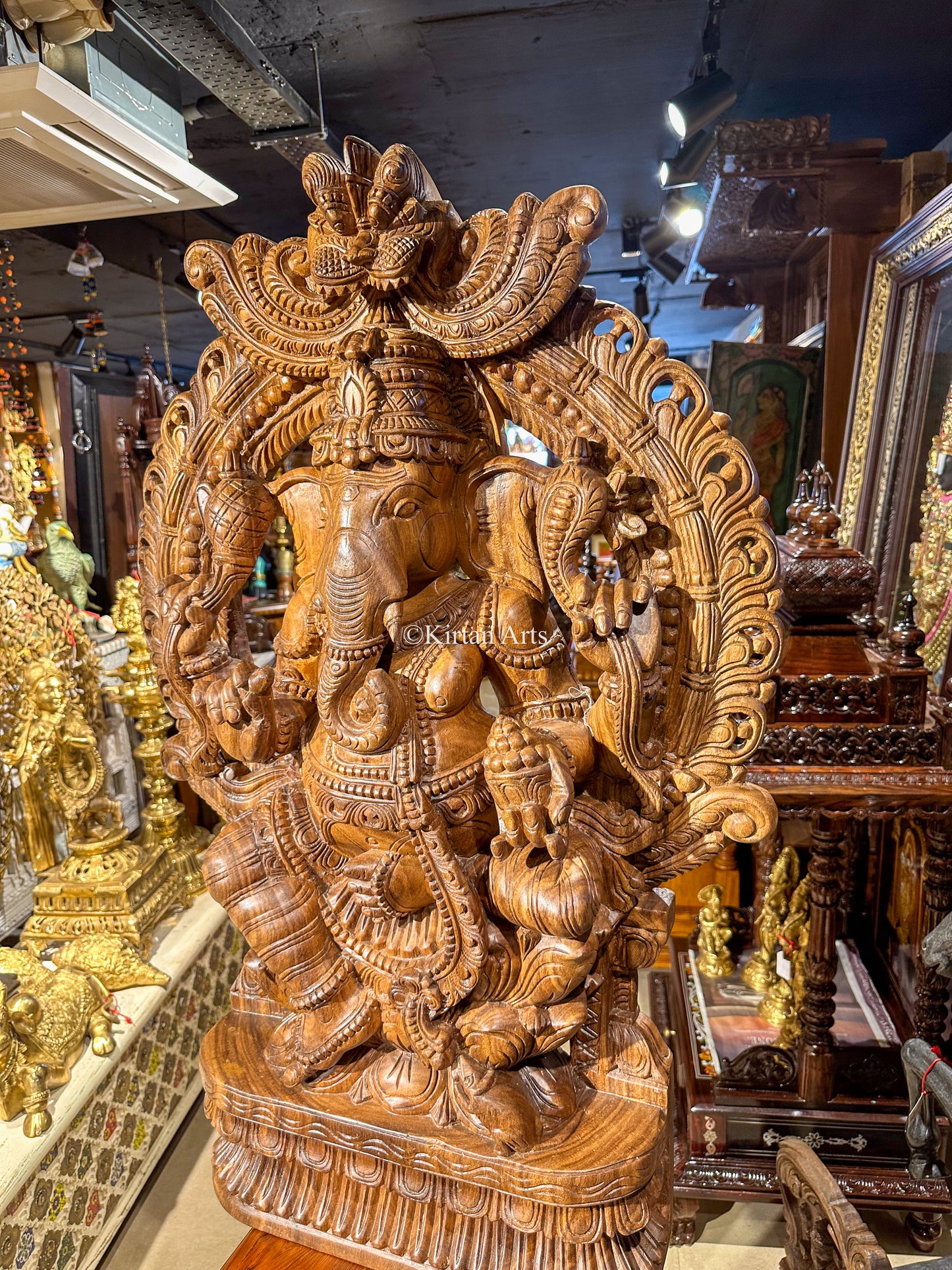 Wood Carved Lord Ganesha with Prabhavali | 3ft