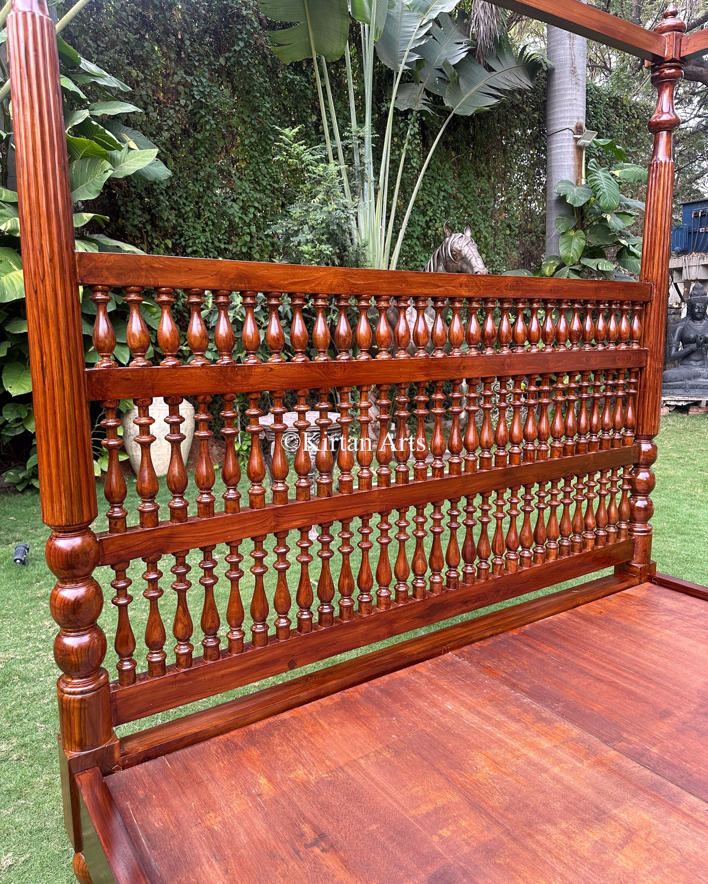 Teakwood King Spindle Poster Bed | 84"x72" Mattress Size