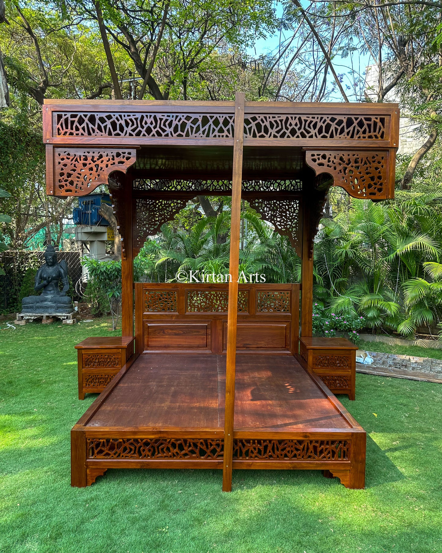 Royal Teakwood King Poster Bed | Lattice Design | 78"x72" Mattress Size