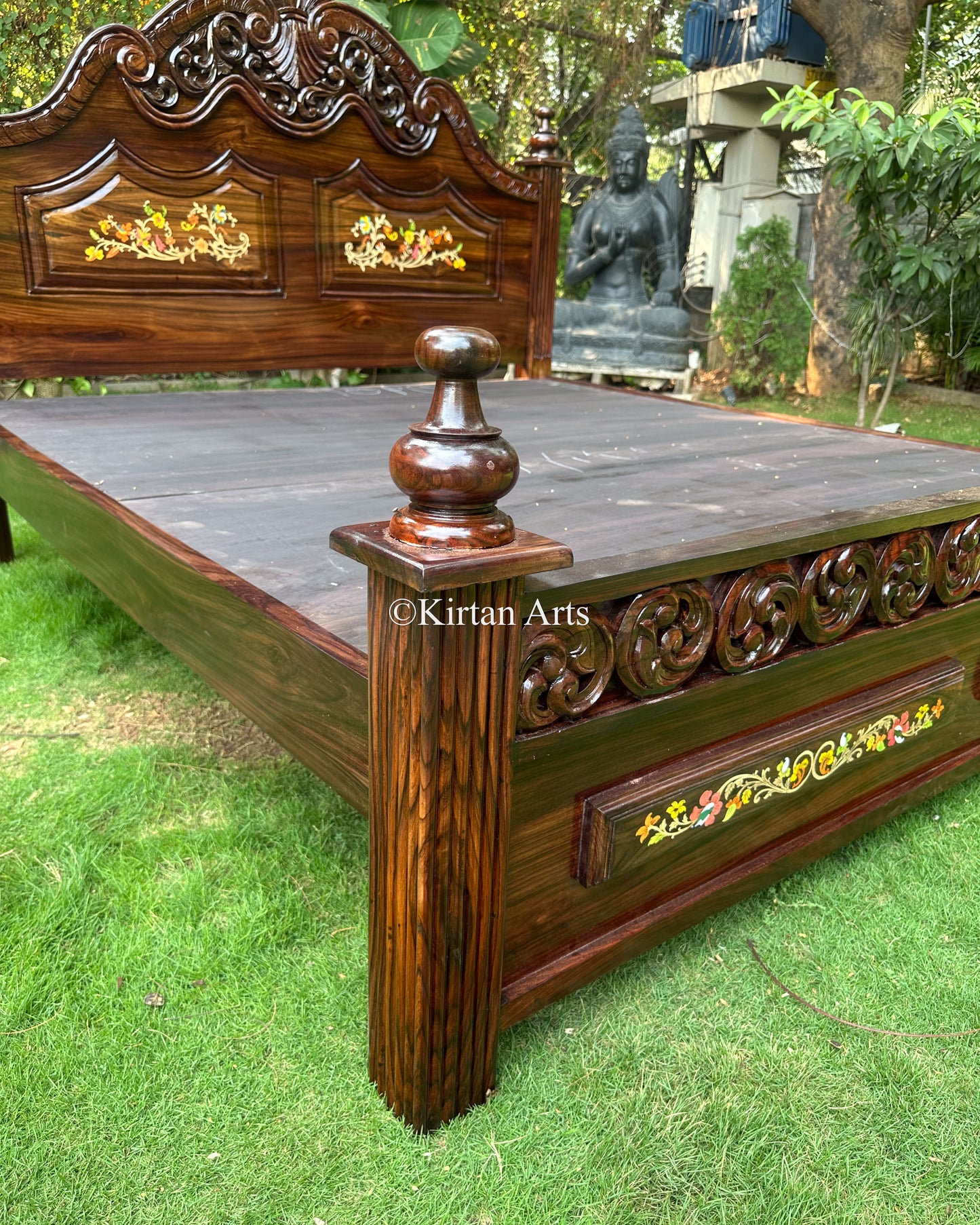 Hand Carved Rosewood King Bed | Floral Inlay Work | 6.6x6 ft