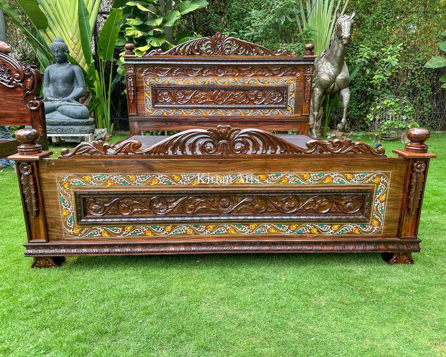 Grand Rosewood King Bed – Intricate Floral Inlay & Deep-Relief Hand Carving | 6.6x6 ft