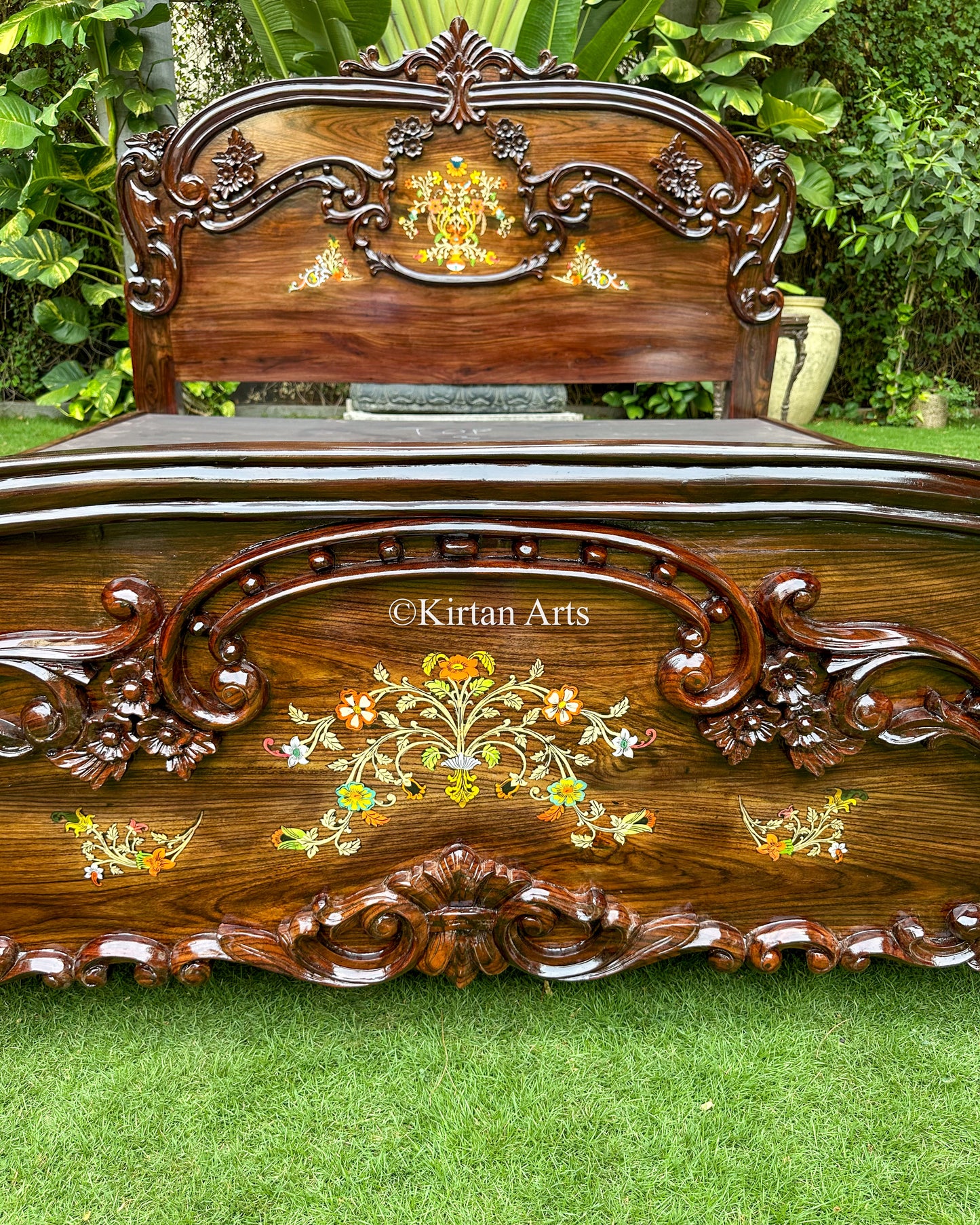 Hand-Carved Rosewood King Bed | Victorian Style | 6.6x6 ft